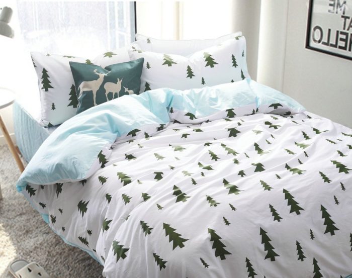 Trees Print Bed Cover