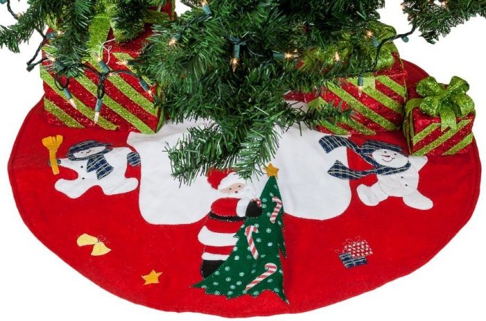 Santa and Frosty Friends Christmas Tree Skirt